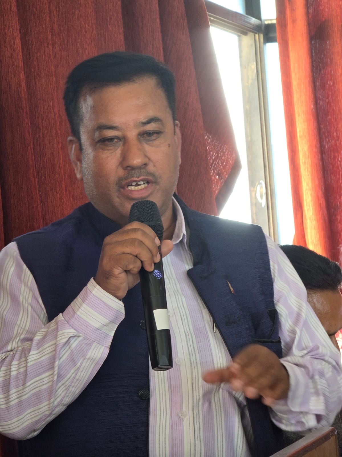 विगत नौ वर्षमा सिरुटारको विकासमा लहर आएको छ :वडा अध्यक्ष सानुकाजी कायस्थ